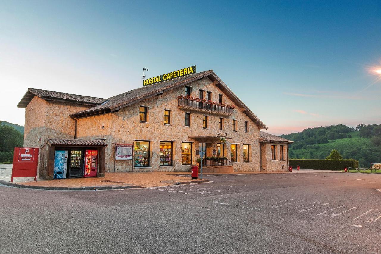 Hostal Pagozelai Gorriti Exterior photo